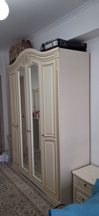 Спальний гарнитур