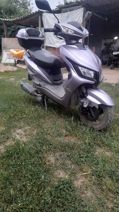 Продам м8 За 150000