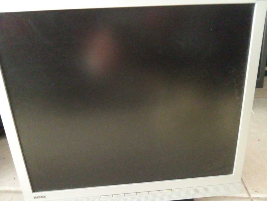 Монитори- 20 лв. броя.