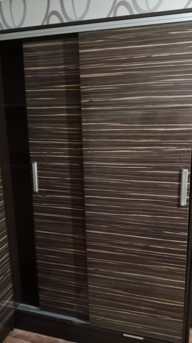 Срочно продам шифоньер