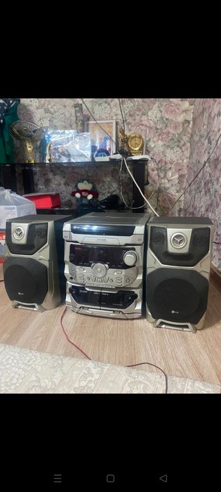 Музыкальный центр
