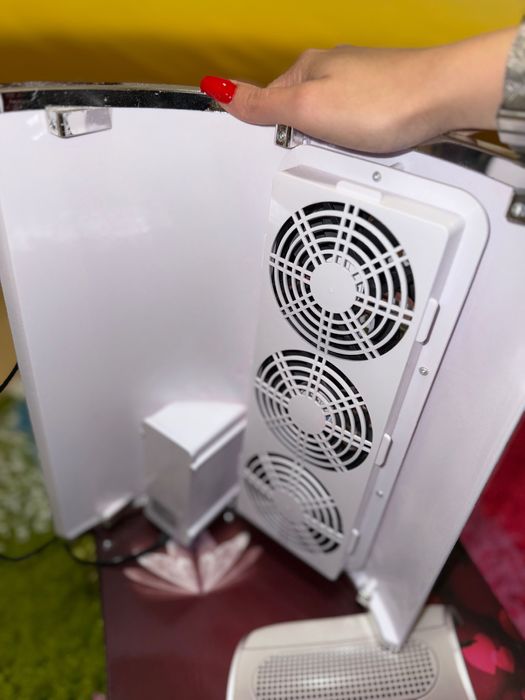 Продавам прахоуловител