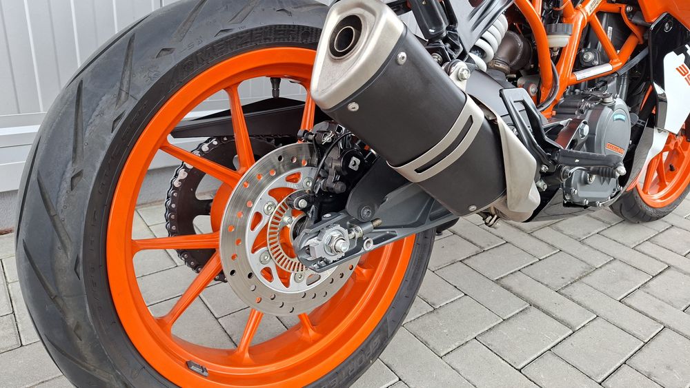 Motofly vinde KTM RC390 categ A2 numere rosii