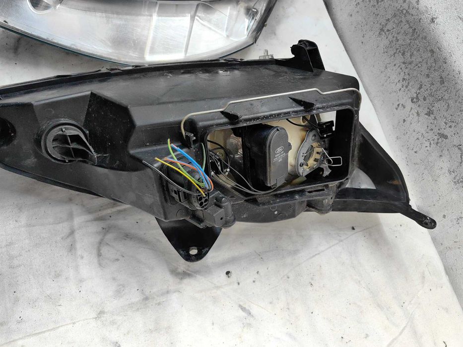 Оригинални фарове Форд Фокус  Ford Focus