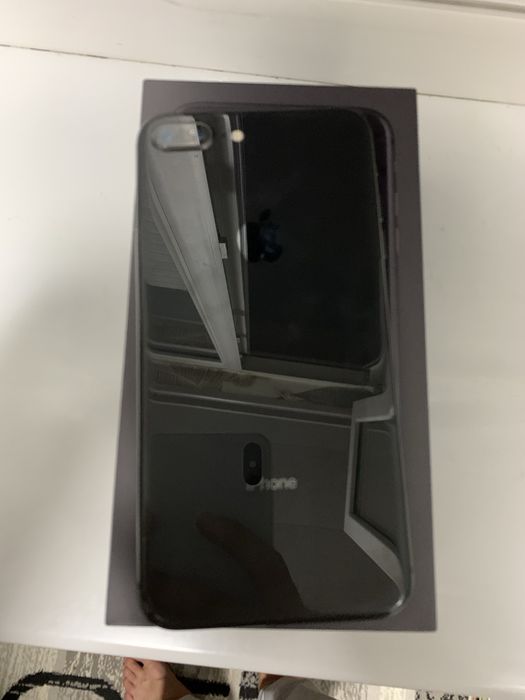 Iphone 8+ plus 256 GB каробка документами