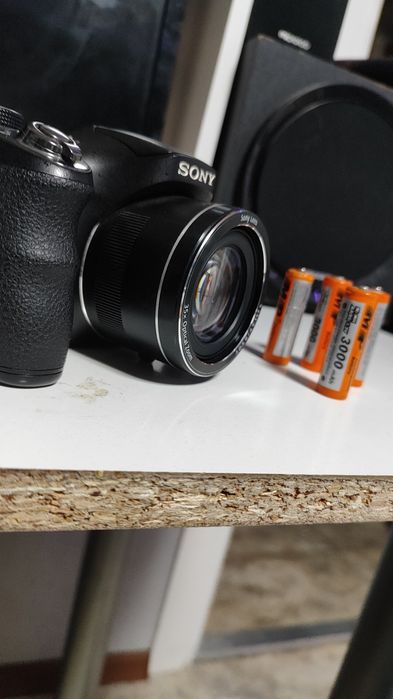 Фотоаппарат Sony DSC-H300