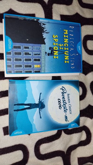 Povesteste-mi ceva și Minciuni și spioni (set de 2 carti)