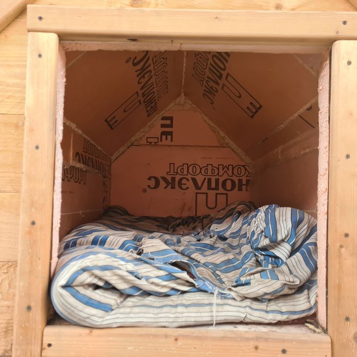 Продам будку утепленную