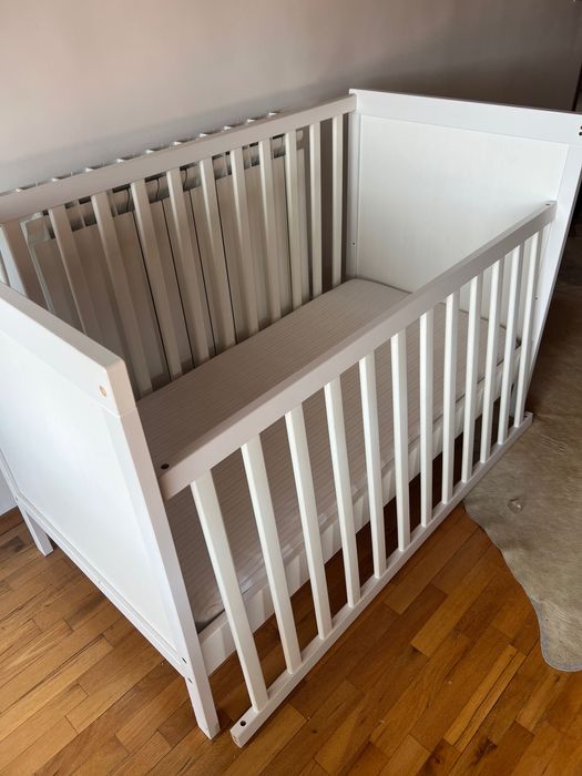 Кошара Икеа с матрак