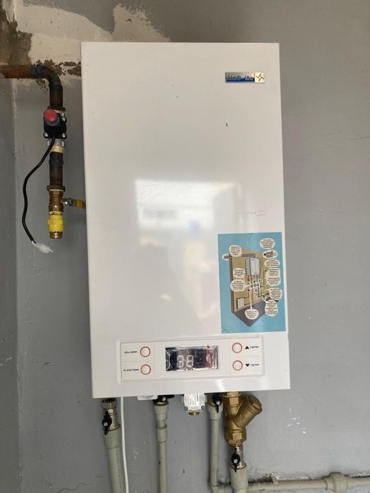 Продаю печть газовую