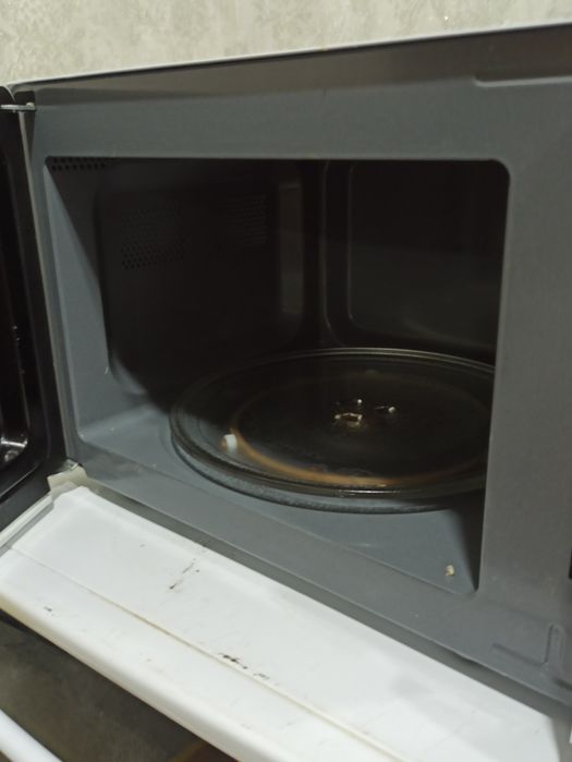 Sotiladi Mikravolnofka