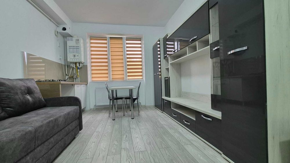 Garsoniera renovata mobilata si utilata Onesti.
