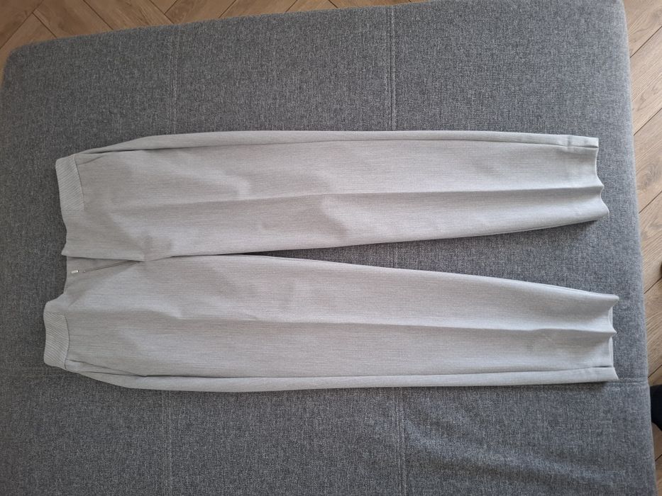 Costum ZARA sacou S & pantalon 38
