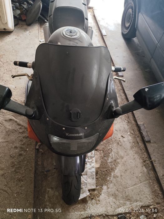 Vând Kawasaki zzr600