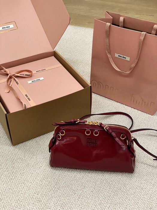 Geanta Miu Miu Pochette