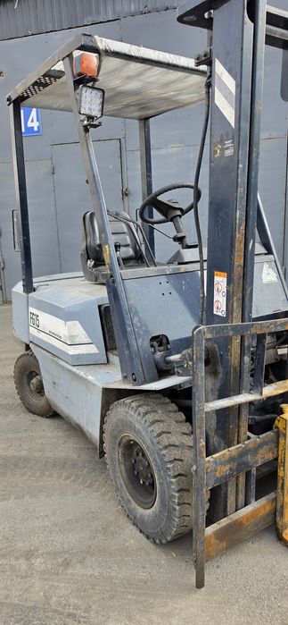 Вилочный погрузчик Komatsu