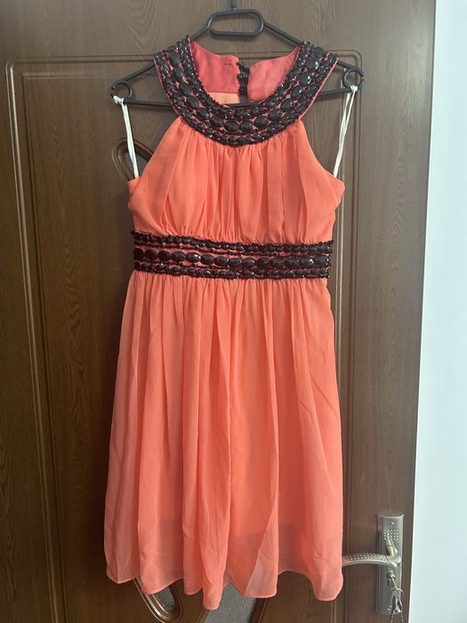 Rochie scurta de ocazie , somon/corai , cu pietre cusute
