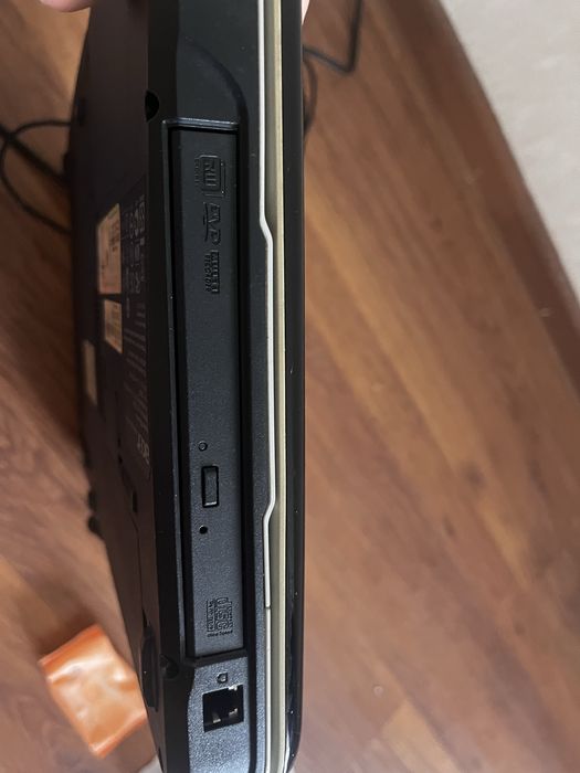 Продаю Acer ноутбук