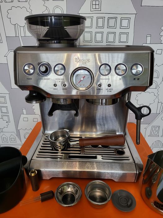 Кафемашина SAGE Barista Express с аксесоари