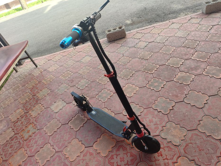 Электро самокат .