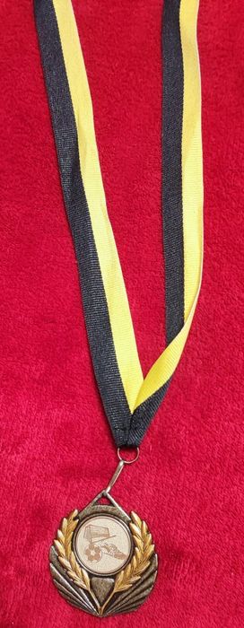 Medalii competitii