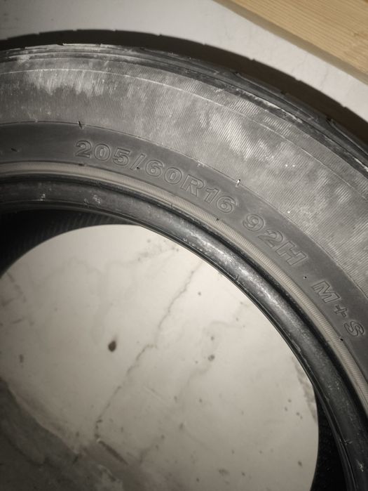 Летние шины 205/60 R16