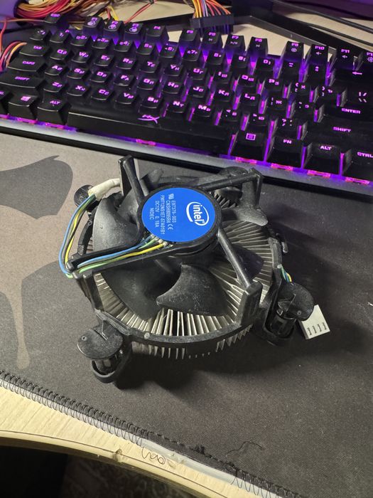 Процессор Intel core i3 7100