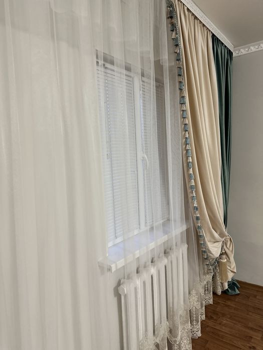 Продаётся тюль со шторами (комплект)