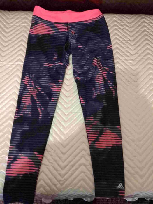 Дамски спортен екип