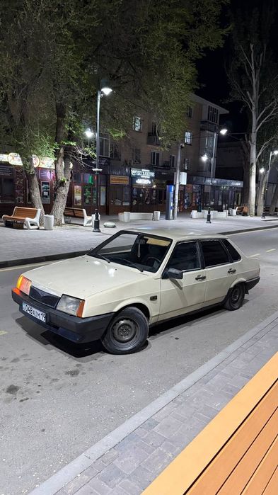 ВАЗ 21099 карбюратор обмен есть