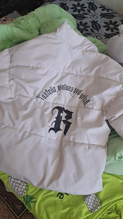 Продам куртку демисезон