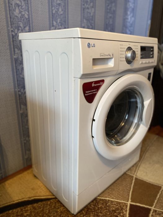 Продам машинку стиральную автомат