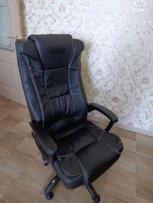 Кресло офисное удобное