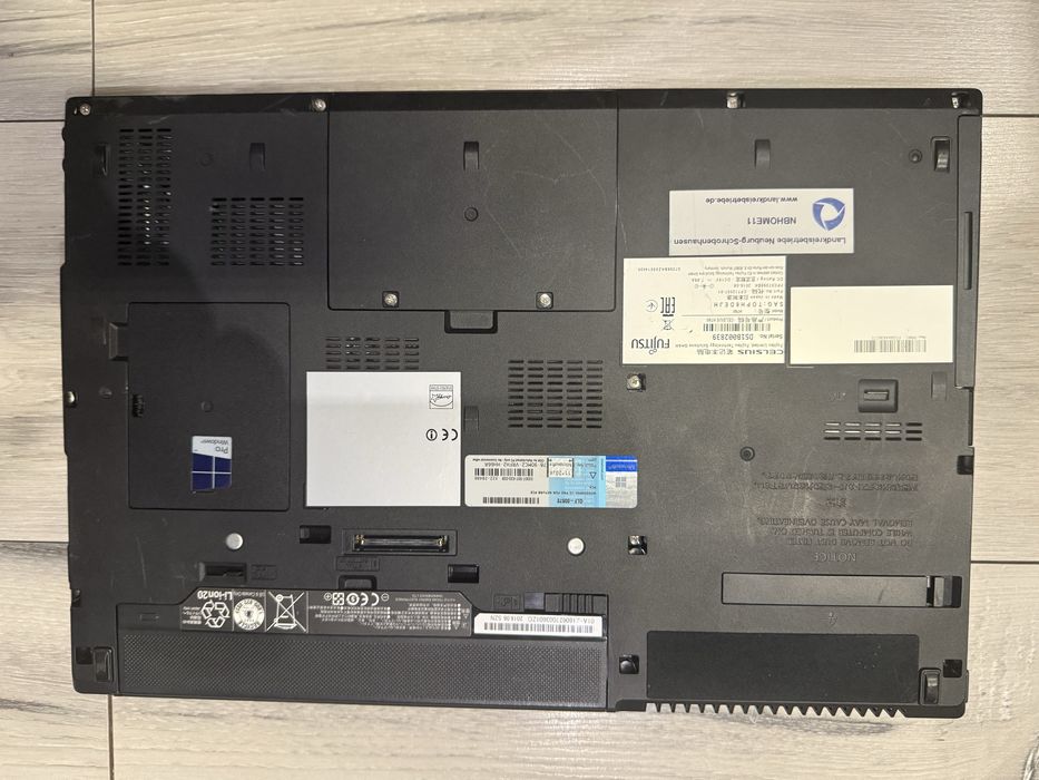 Fujitsu Celsius H760-i7 6820HQ/16гб/256гб м.2+500гб/Quadro M2000M