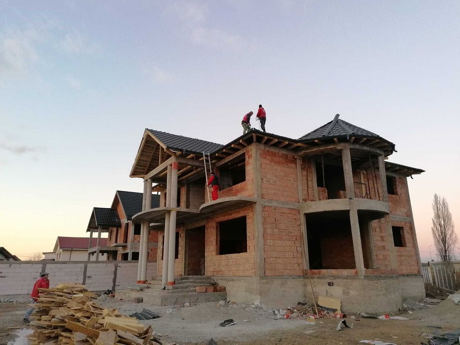 Acoperis tigla metalica