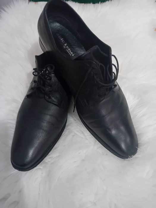 Pantofi din piele, barbatesti.