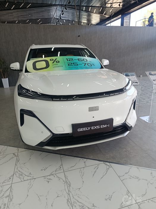 Машина geely EX5 EM-i