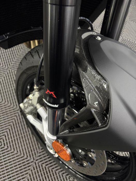 MV Agusta Brutale 800 • 637km parcursi