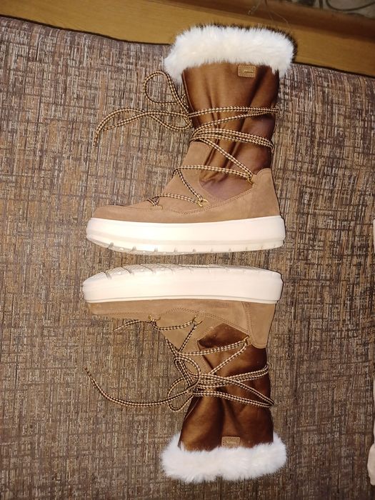 Ботуши GEOX  велур