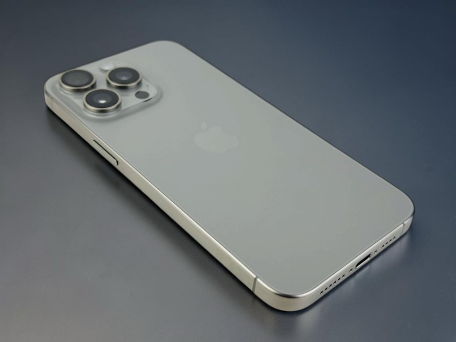 Apple iPhone 15 Pro 128GB Natural Titanium Перфектен! Гаранция!