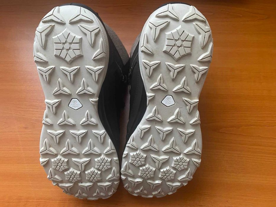 Зимни непромокаеми кожени обувки