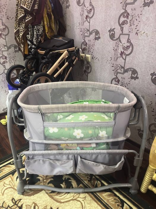 Bolalar belanchak elektroniy pluti bkr muzika chaladi ozi tebranadi