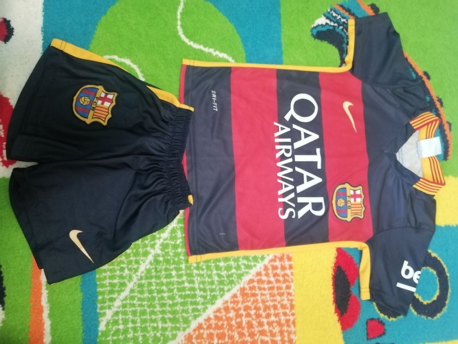 Спортни екипи и гети