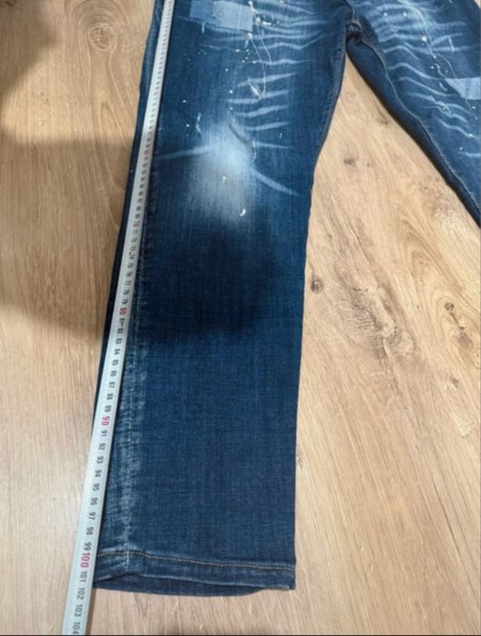 Blugi noi fara eticheta