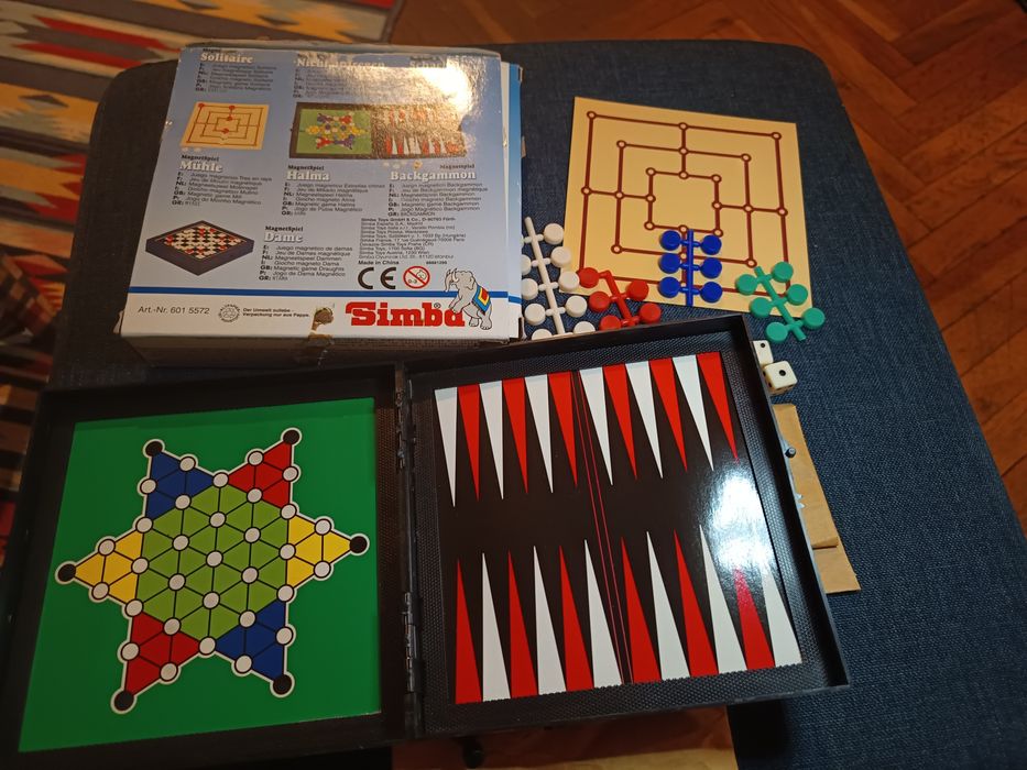 Магнитна дъска за шах и други игри