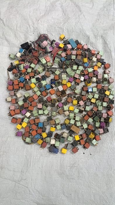 Релле БМВ, Мерседес, Land Rover, Mini Cooper.