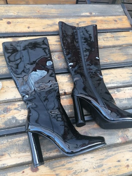 Cizme Zara lungi absolut noi, din colecția actuala