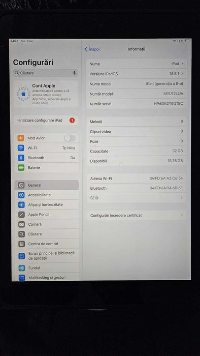 Ipad gen 8 cu carcasa in stare foarte buna.