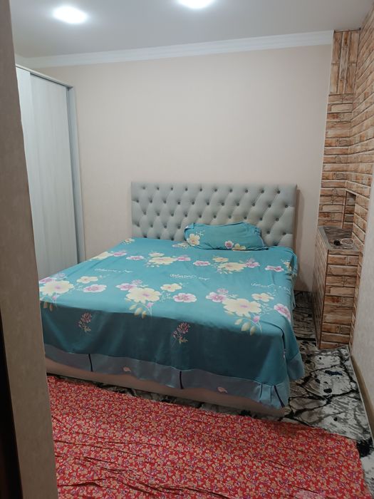 Orikzor Uy sotiladi 3 sotix 6 xona