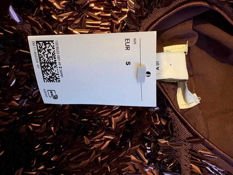 Парти рокля с пайети